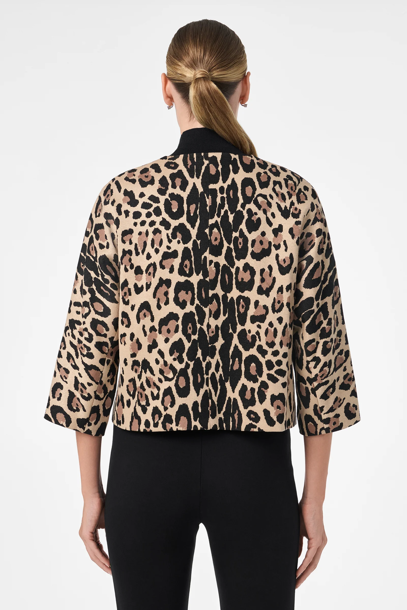 Critique Cropped Jacket - Image 4