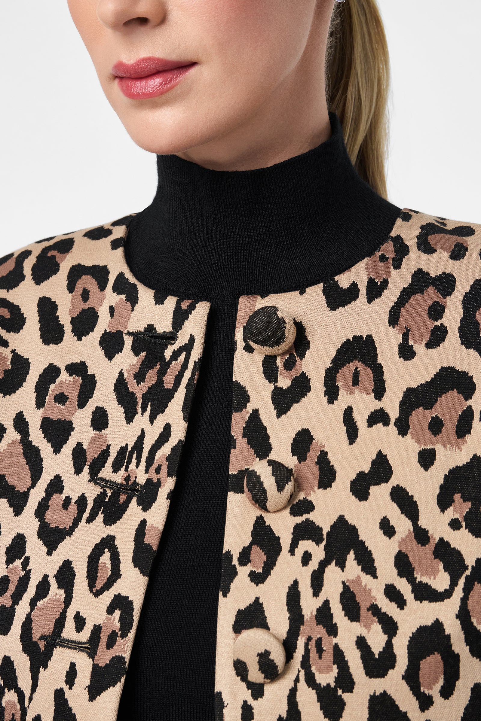 Critique Cropped Jacket - Image 5