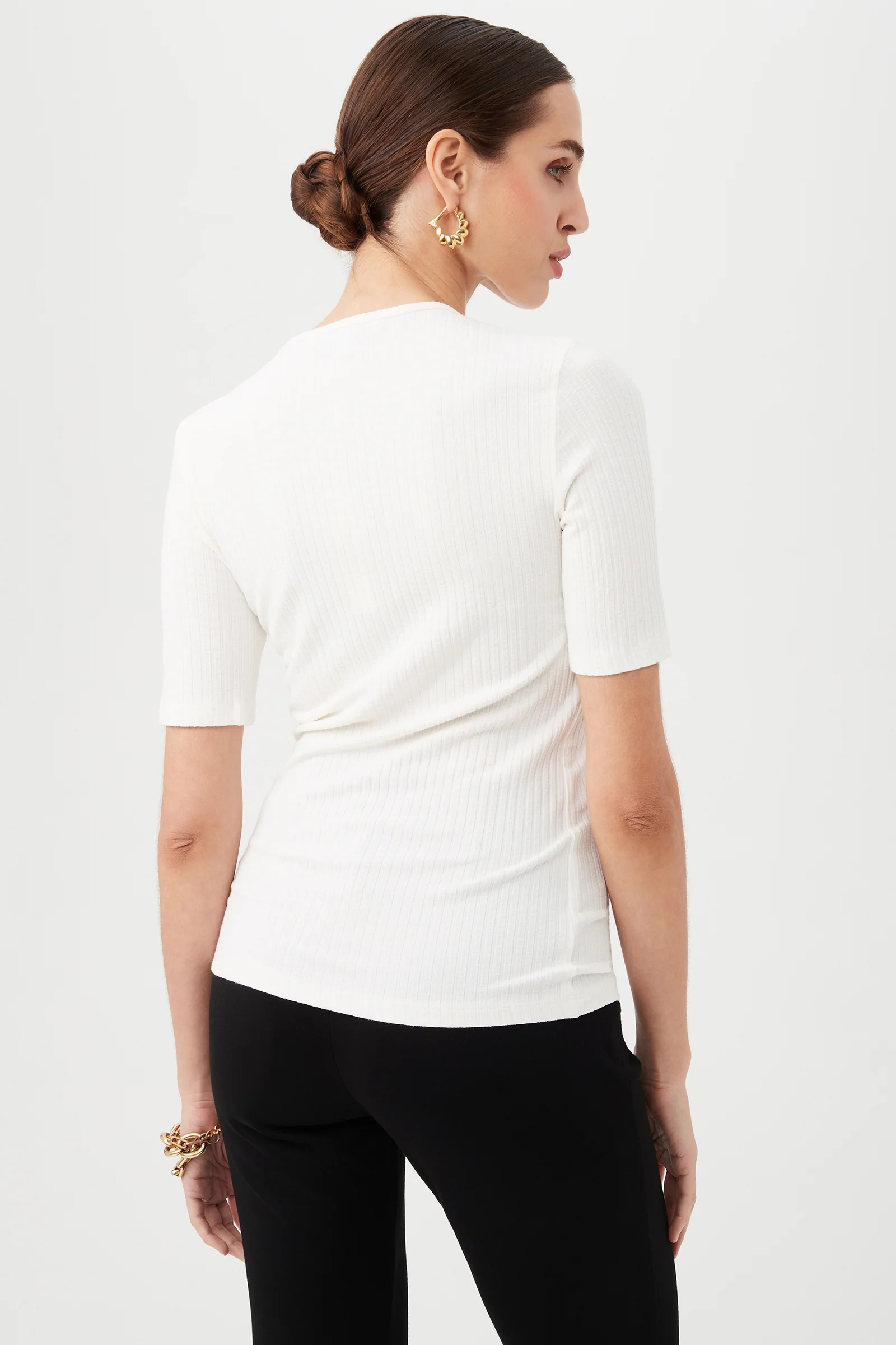 Vivika 2 Crewneck - Image 5